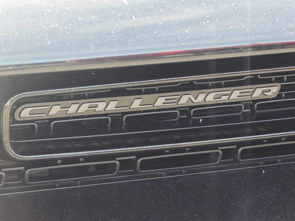 Used 2016 Dodge Challenger SXT Plus RWD image 14