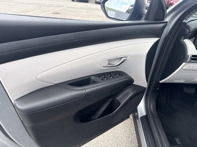 Used 2025 Hyundai Tucson SEL AWD/4WD image 18