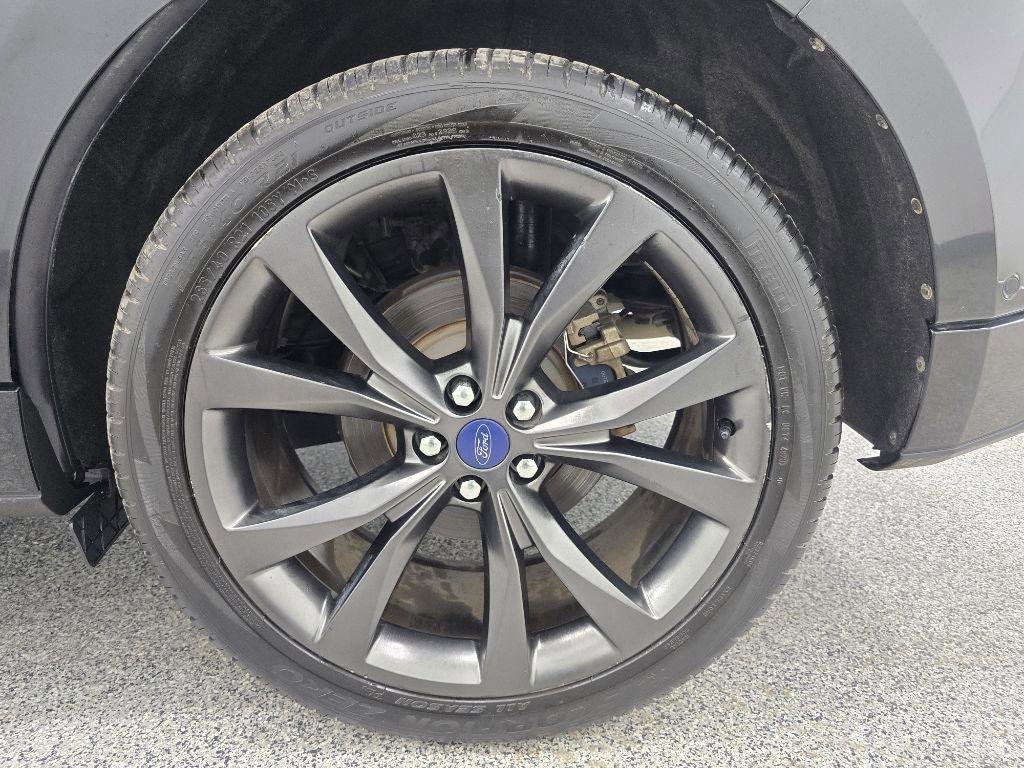 Used 2015 Ford Edge Sport w/ Equipment Group 401A FWD image 33