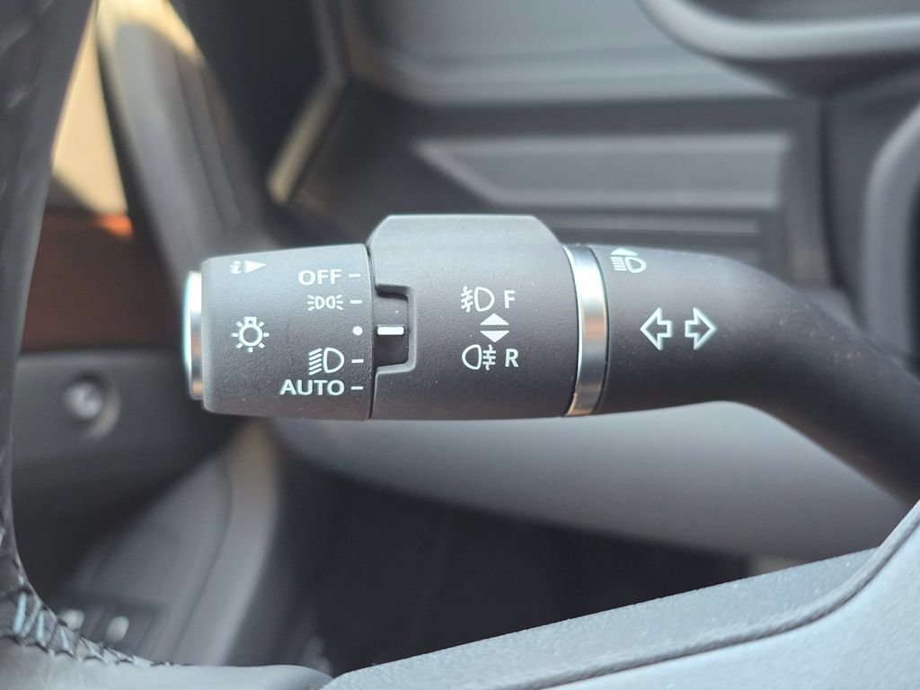 New 2026 Land Rover Defender 90 X-Dynamic SE AWD/4WD image 27
