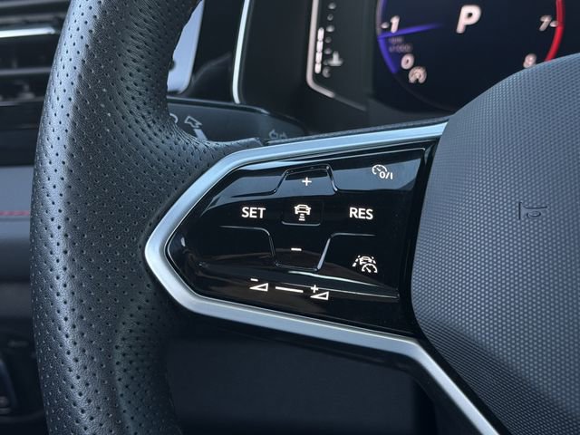 Used 2025 Volkswagen Jetta GLI Autobahn image 10