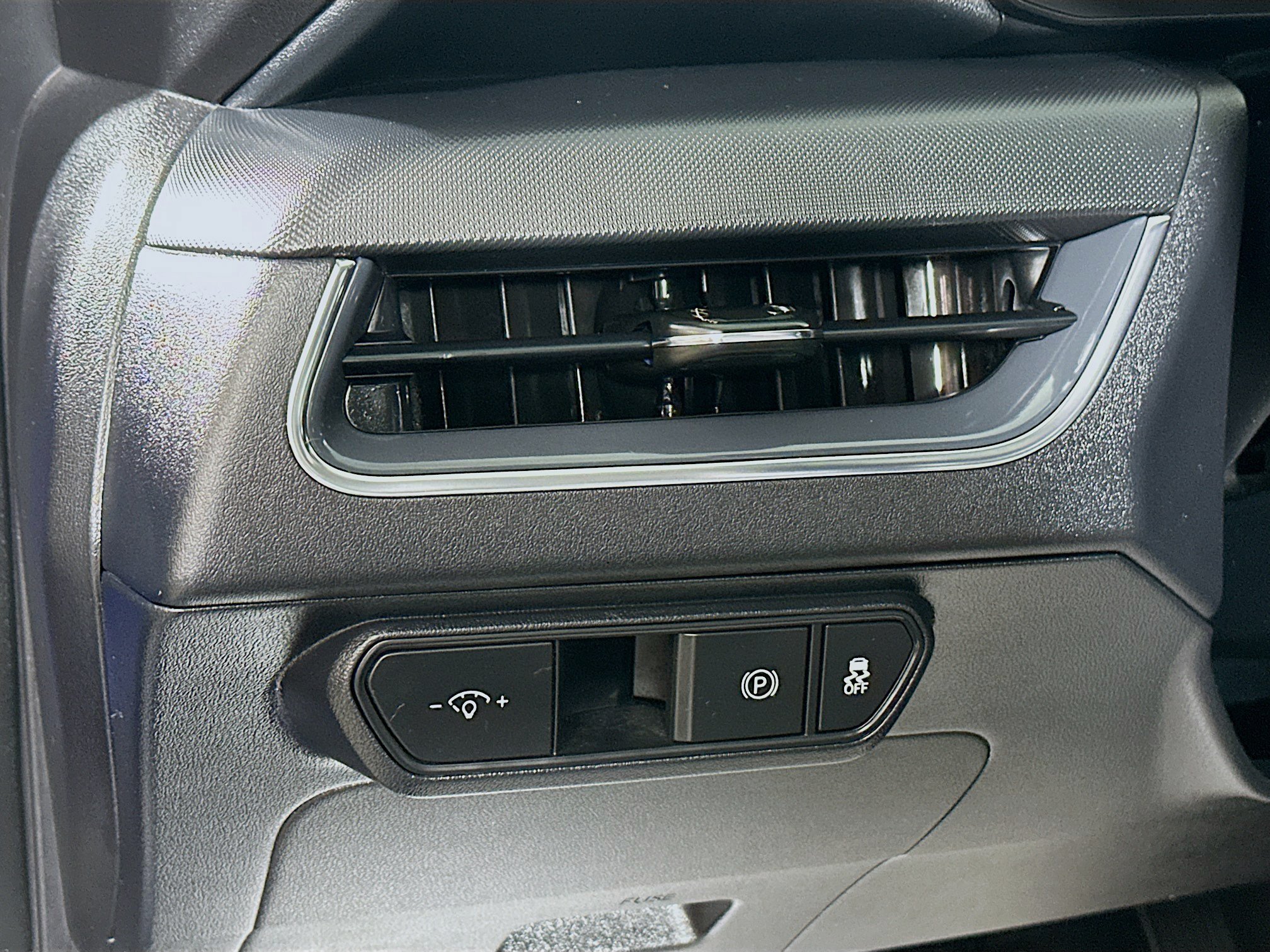 Certified 2025 Kia K4 EX FWD image 10