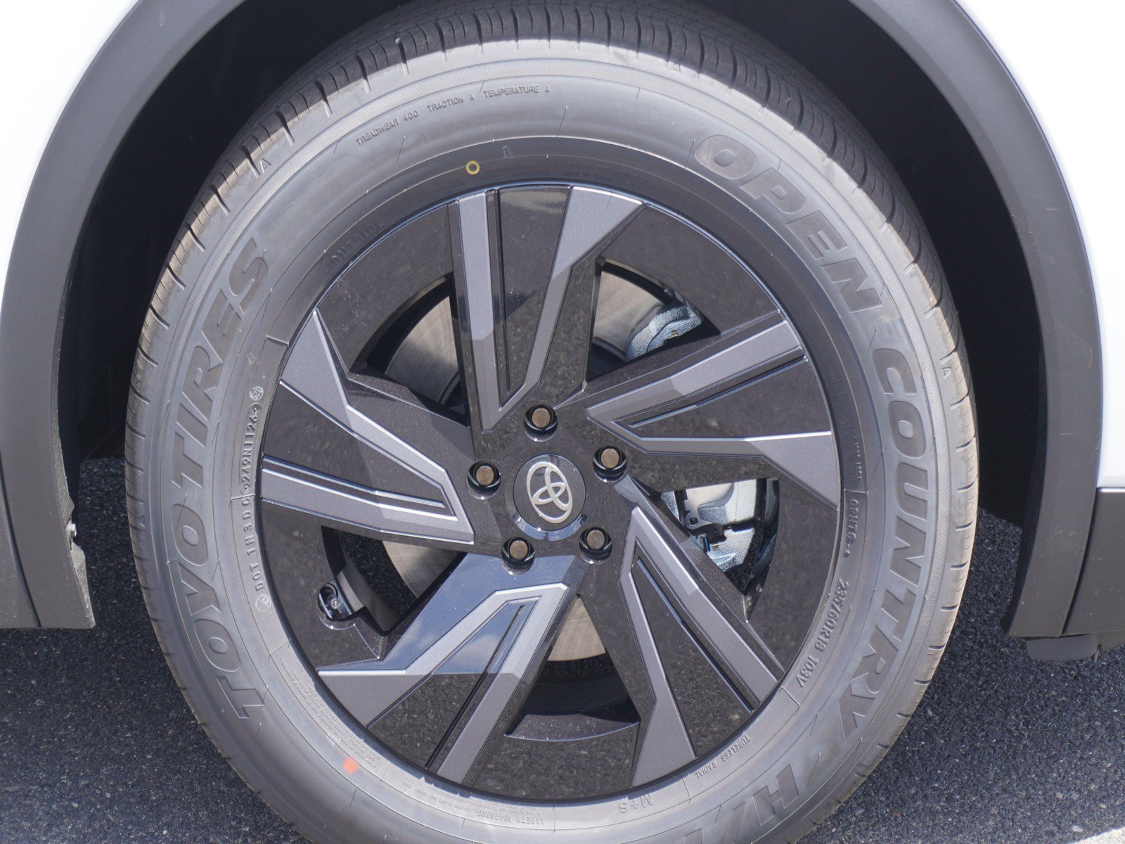 New 2026 Toyota C-HR AWD/4WD image 5