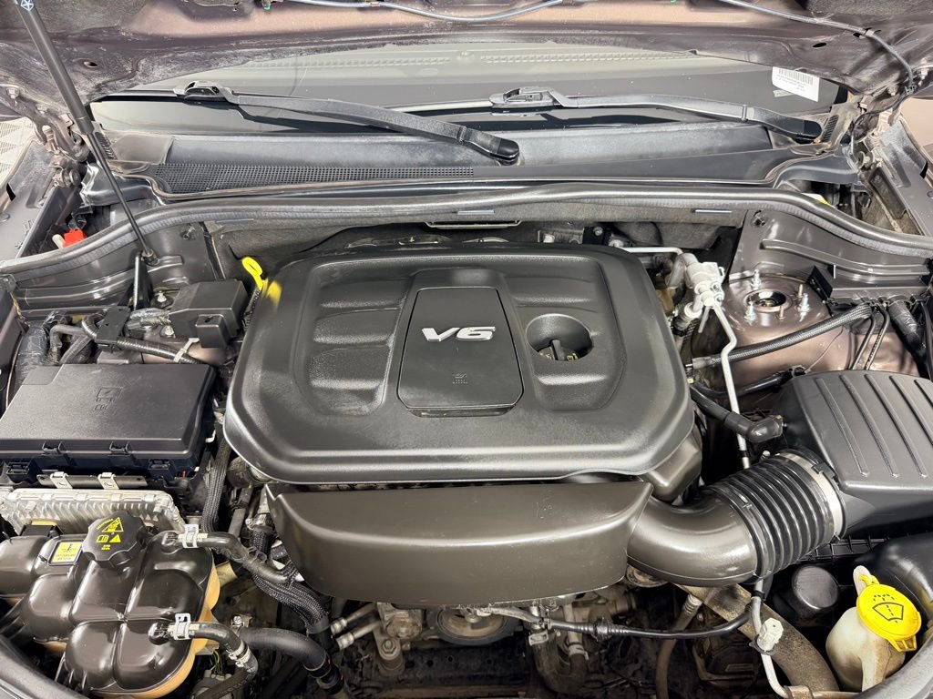 Used 2017 Jeep Grand Cherokee Limited image 35