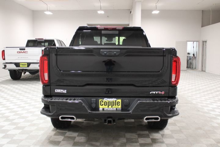 Used 2024 GMC Sierra 1500 AT4 w/ Technology Package image 7