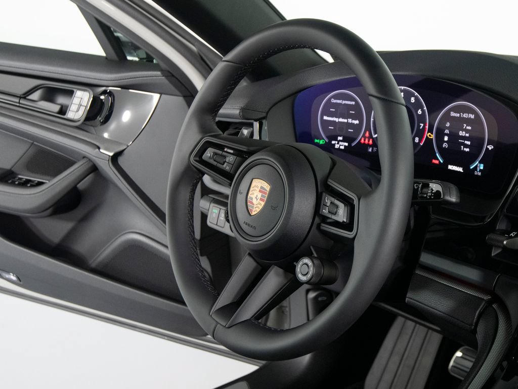 New 2026 Porsche Panamera 4 AWD/4WD image 31