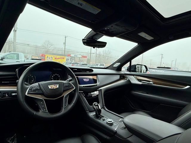 Used 2023 Cadillac XT5 Premium Luxury w/ Platinum Package image 22
