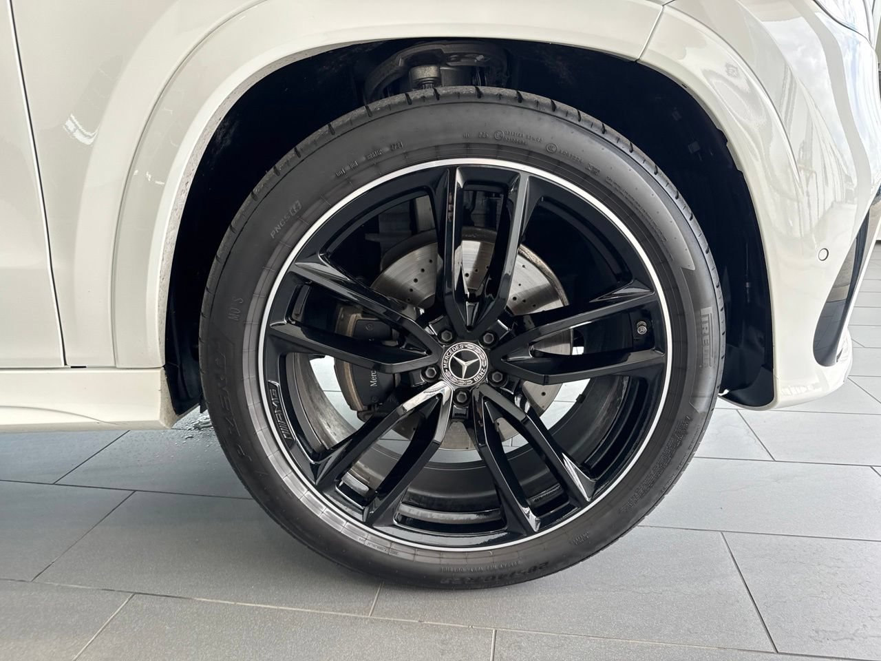 Used 2025 Mercedes-Benz GLS 450 4MATIC image 61