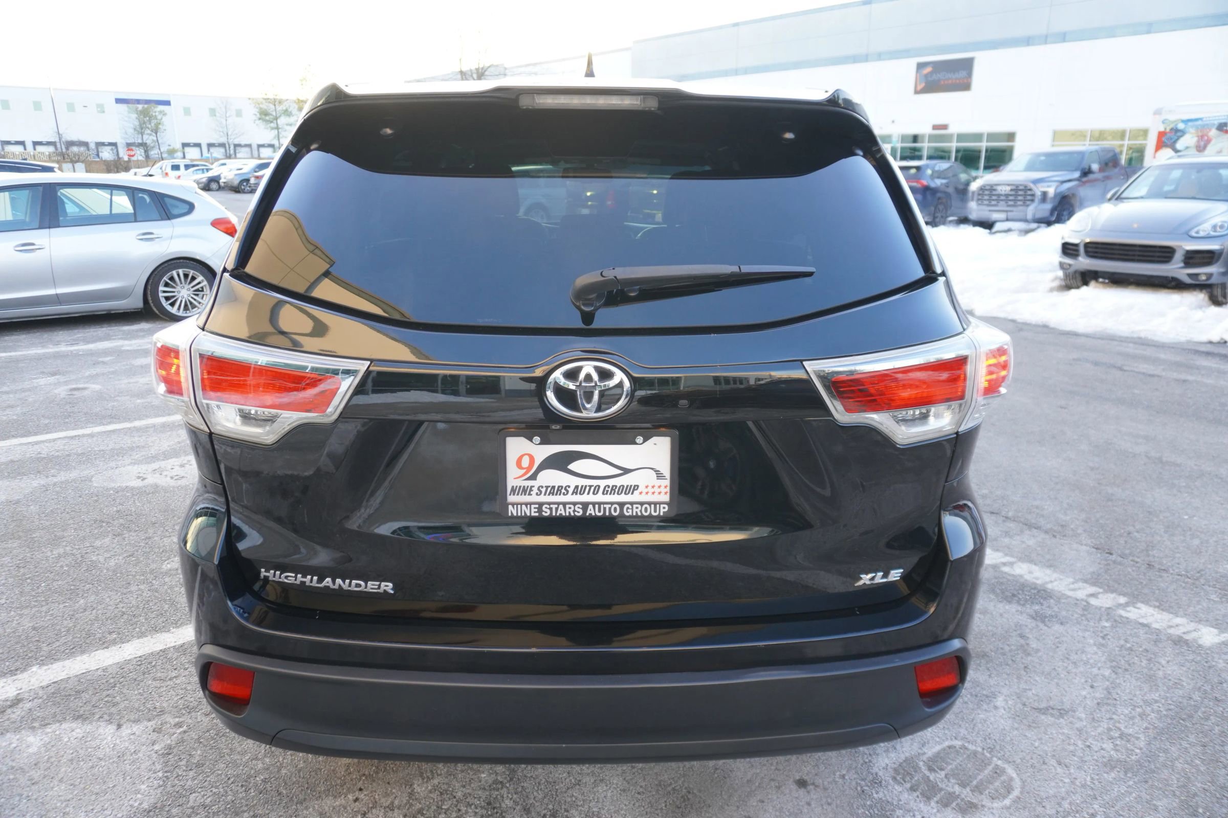 Used 2015 Toyota Highlander XLE image 6