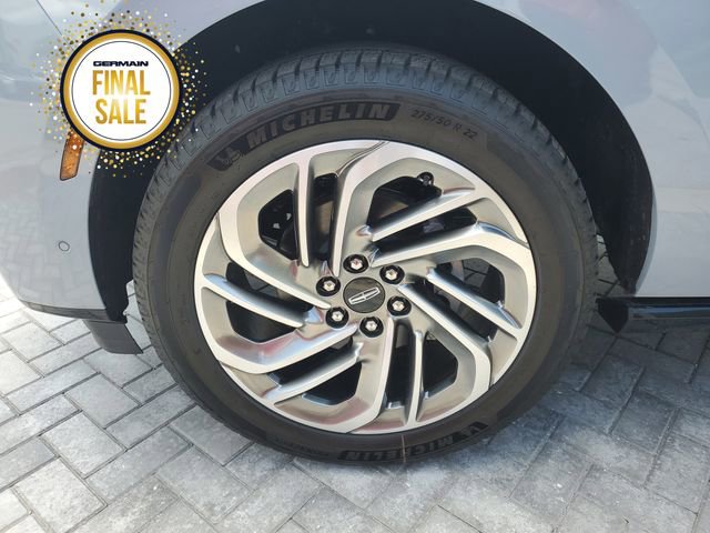 New 2025 Lincoln Navigator Reserve image 10