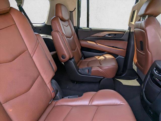 Used 2016 Cadillac Escalade ESV Premium image 21