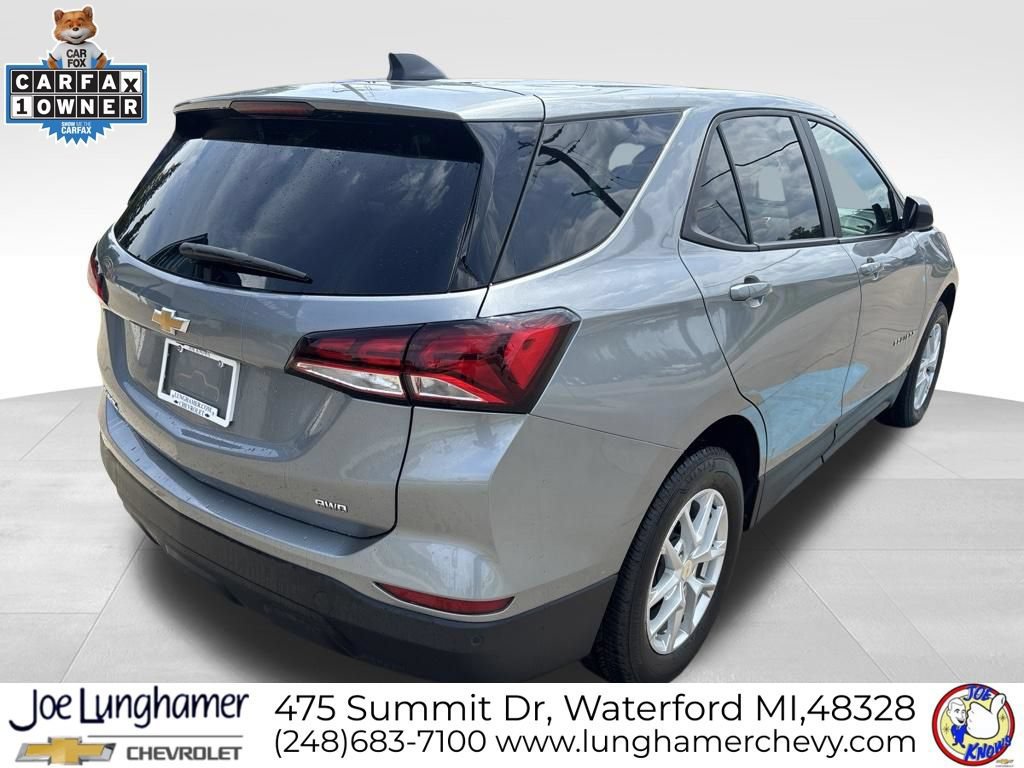 Used 2023 Chevrolet Equinox LS w/ LS Convenience Package AWD/4WD image 3