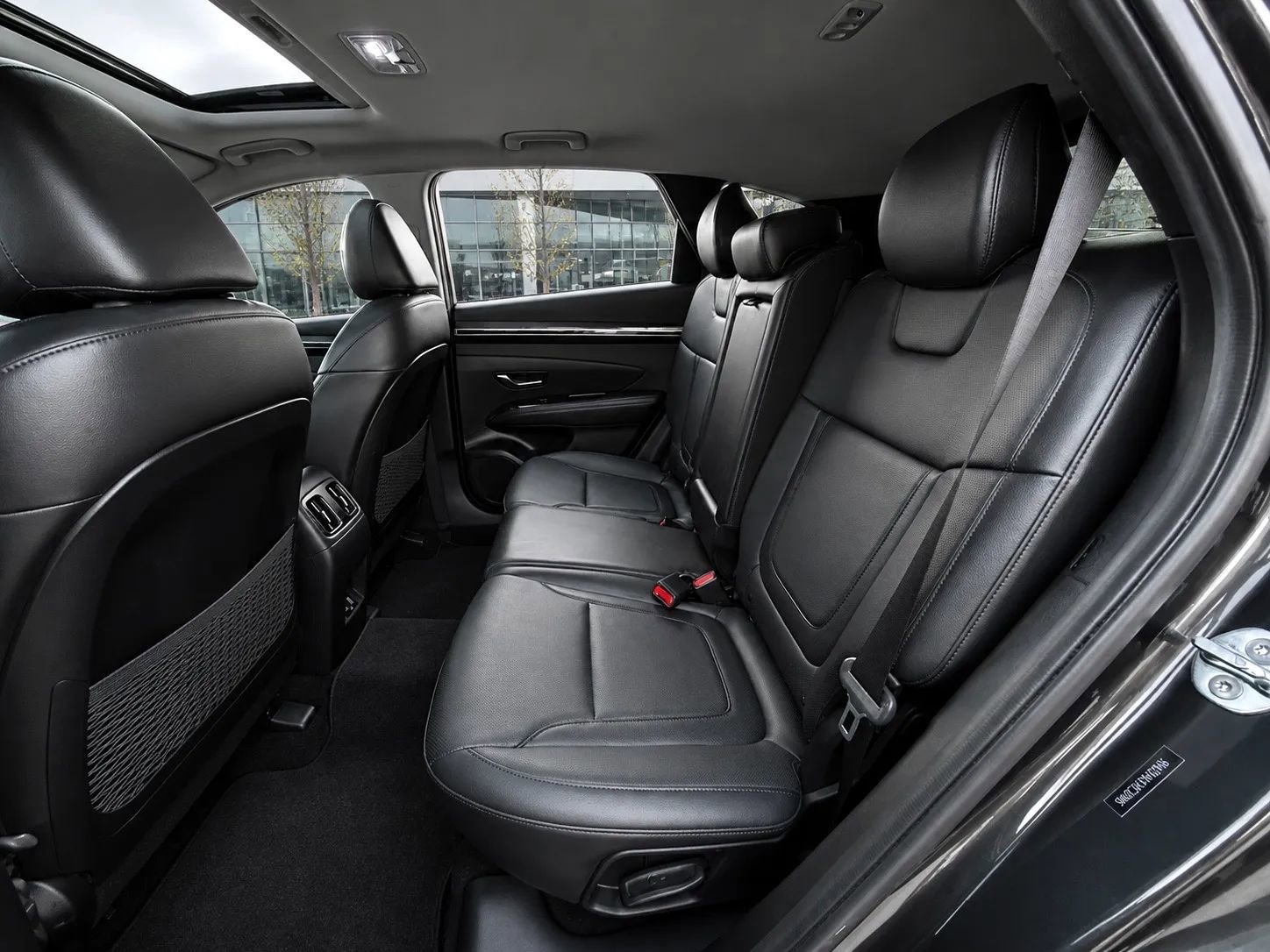 Used 2022 Hyundai Tucson SEL w/ Convenience + Premium Package FWD image 10