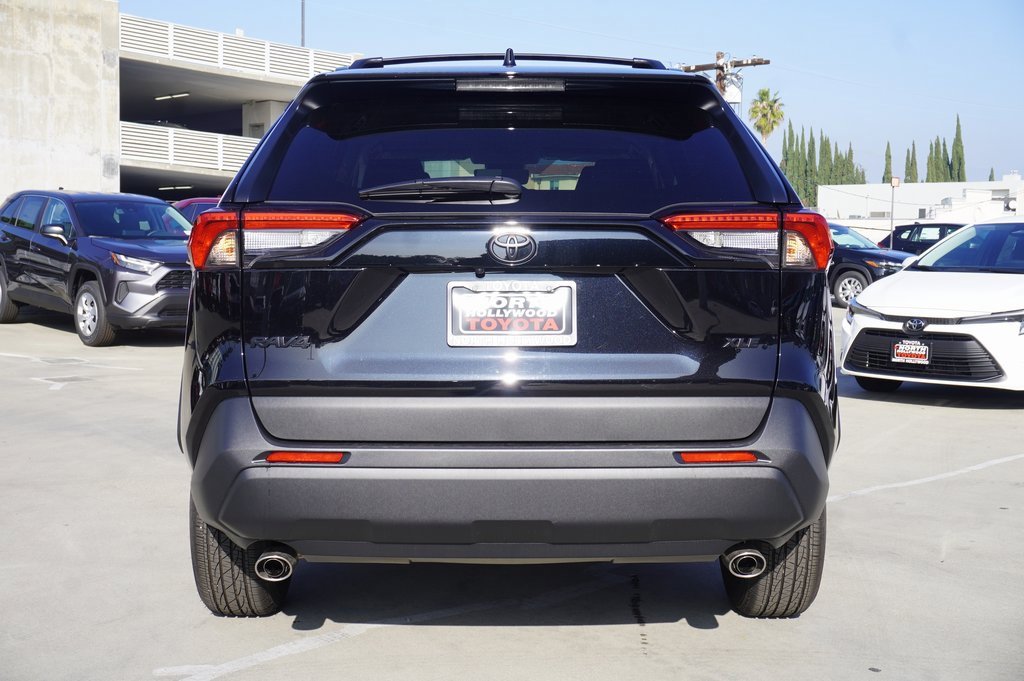 New 2025 Toyota RAV4 XLE image 5