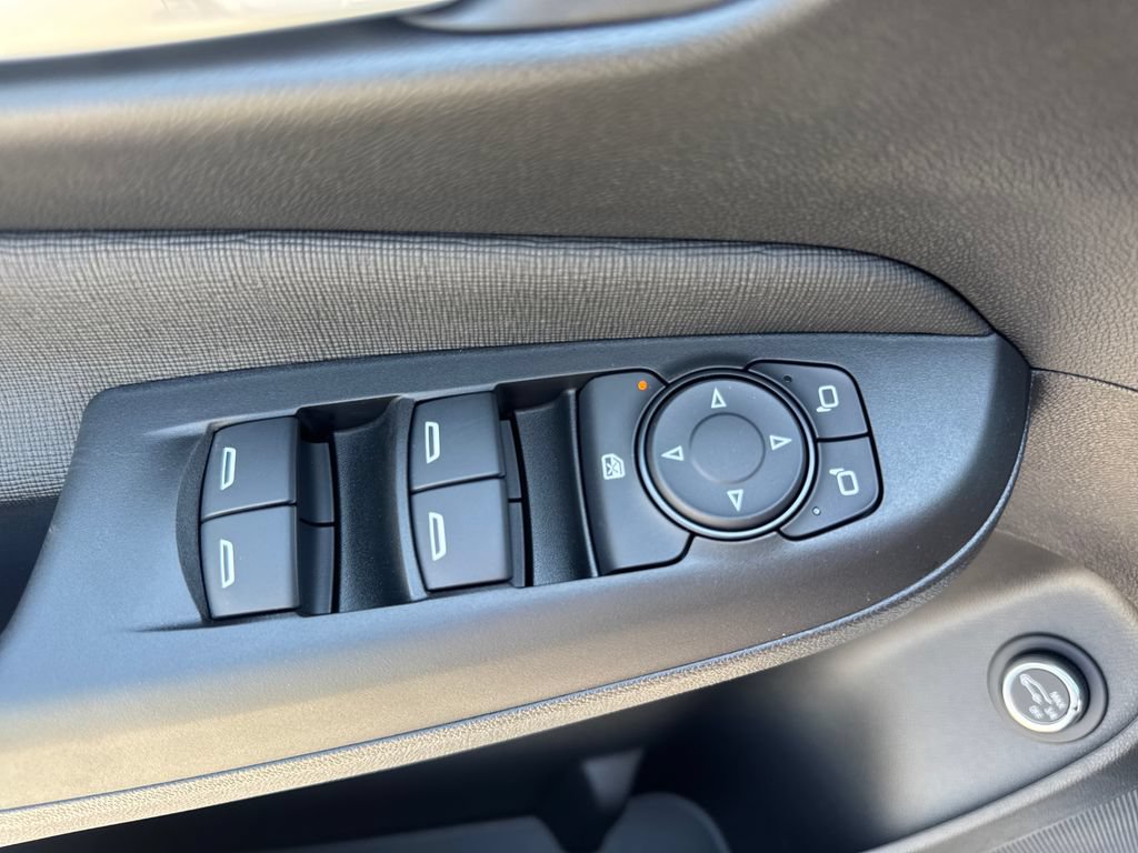 New 2026 Buick Envista Avenir FWD image 18