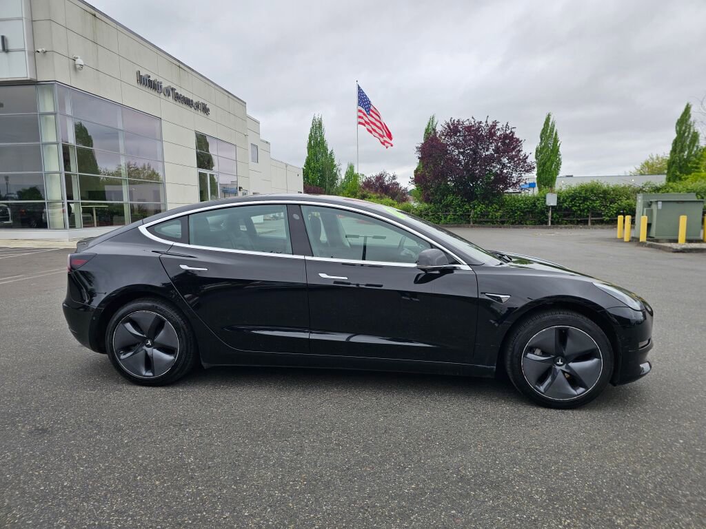 Used 2018 Tesla Model 3 Long Range RWD image 8