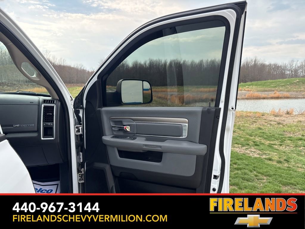 Used 2018 RAM 2500 Big Horn image 31