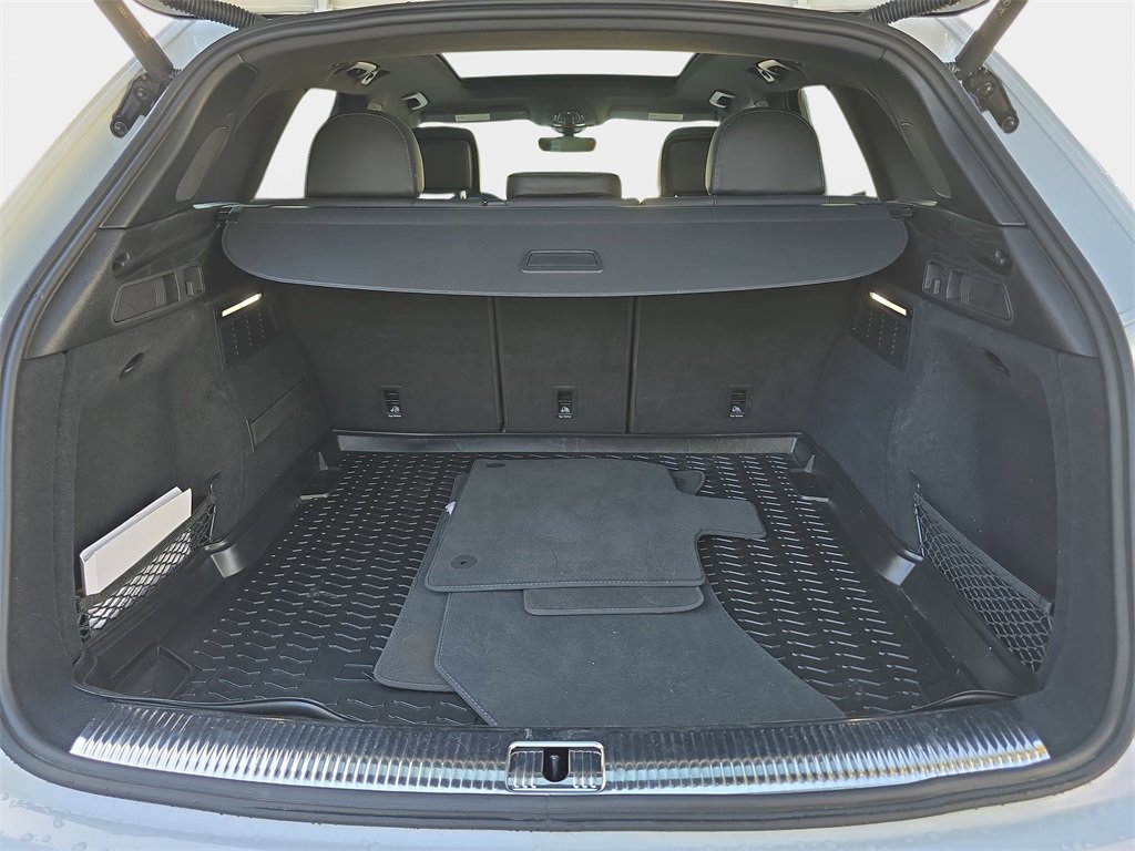 Certified 2023 Audi SQ5 Premium Plus w/ Premium Plus Package image 26