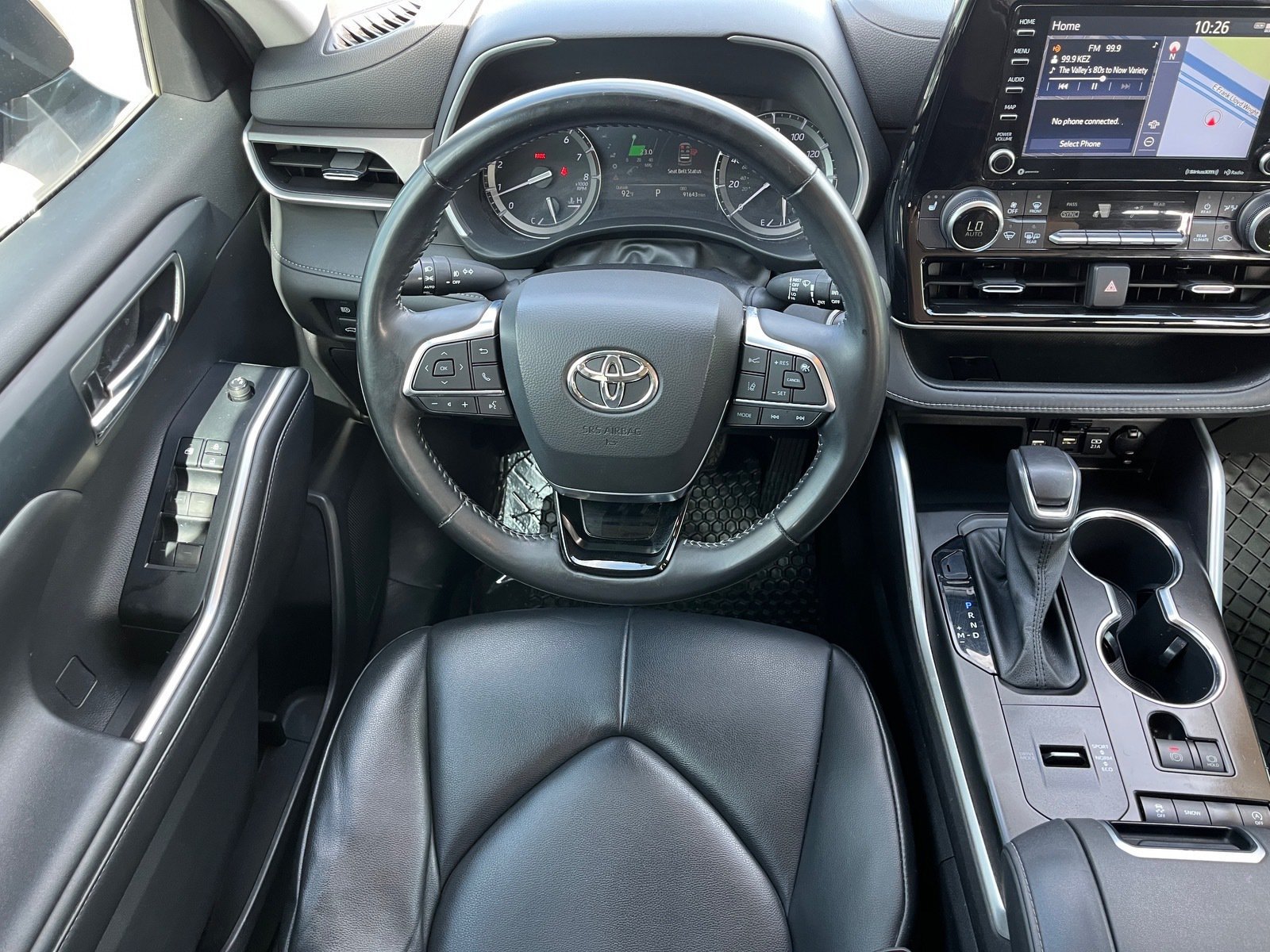 Used 2021 Toyota Highlander XLE FWD image 13
