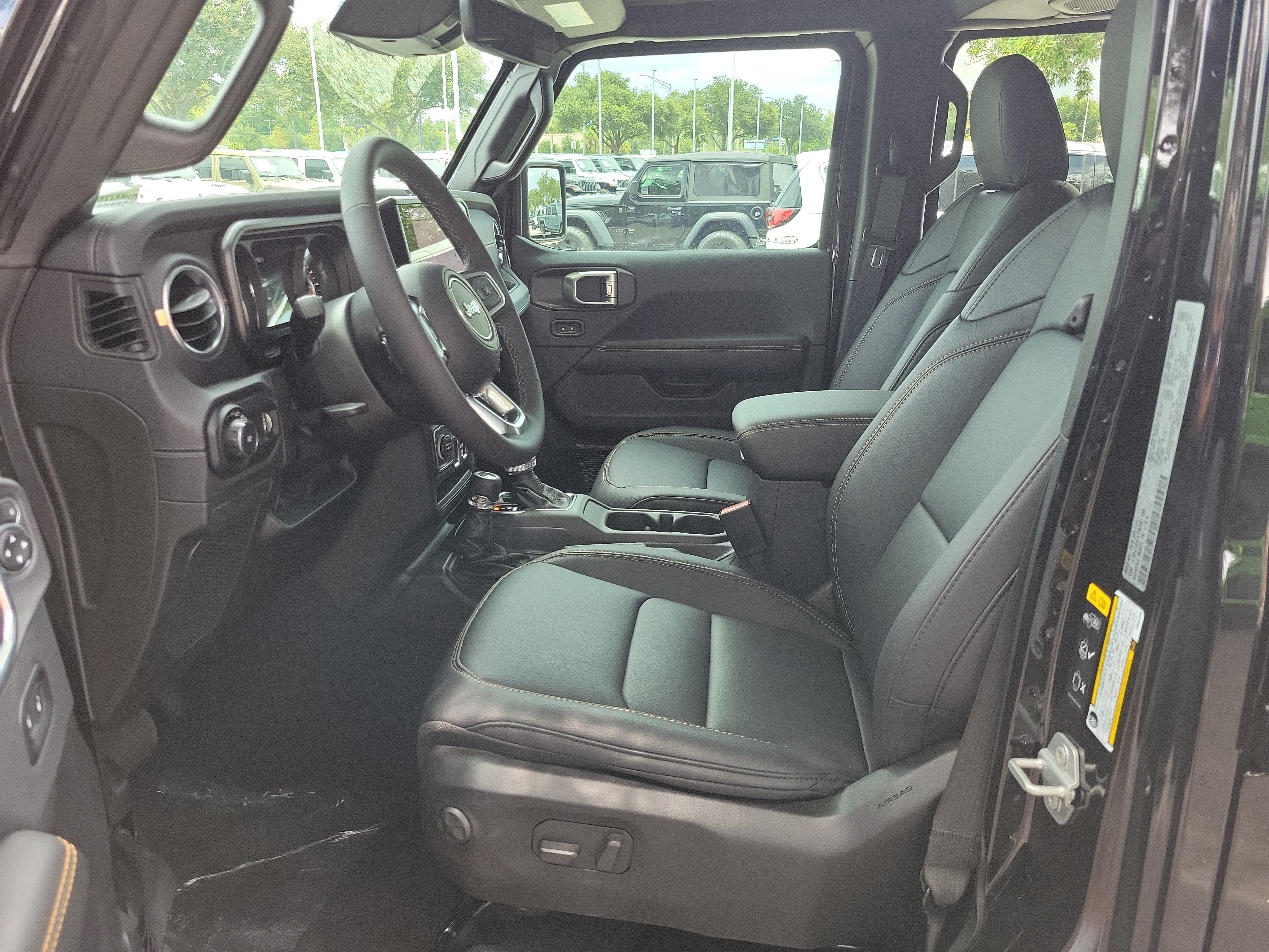 New 2026 Jeep Wrangler Unlimited Sahara AWD/4WD image 12