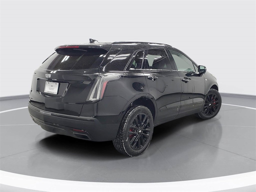 New 2026 Cadillac XT5 Sportv w/ LPO, Onyx Lite Package image 3
