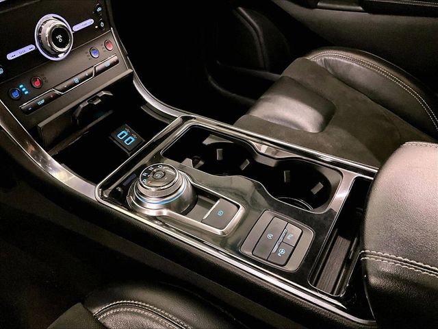 Used 2019 Ford Edge ST w/ Equipment Group 401A AWD/4WD image 16