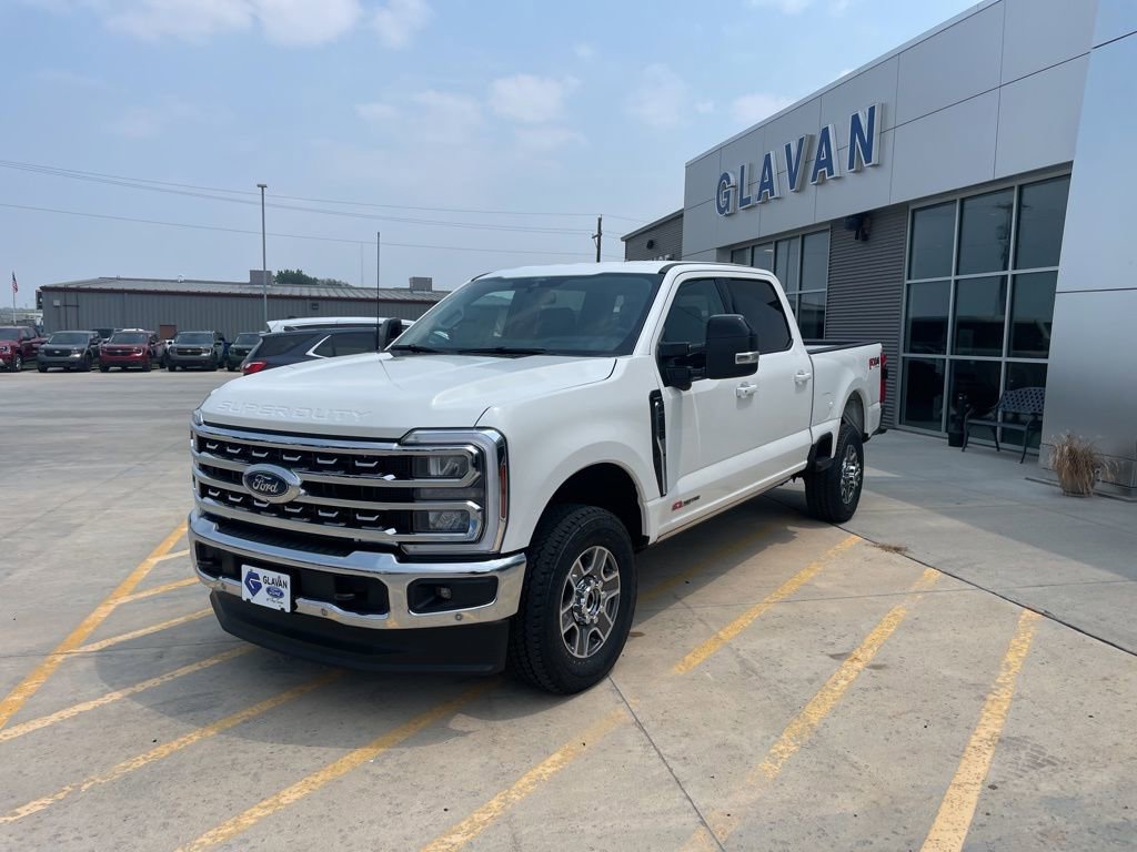 New 2025 Ford F250 Lariat w/ Lariat Ultimate Package image 3