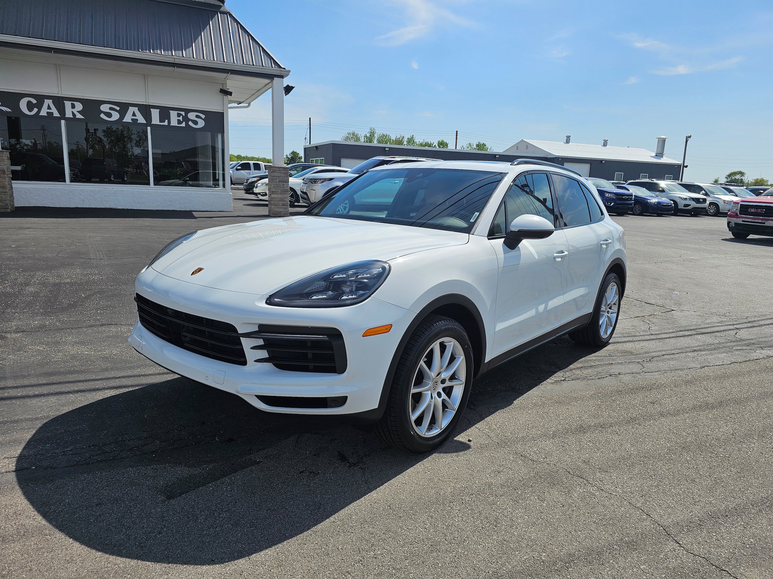 Used 2022 Porsche Cayenne AWD/4WD image 1