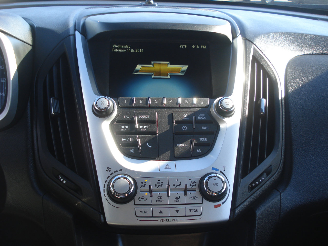 Used 2017 Chevrolet Equinox LS image 21