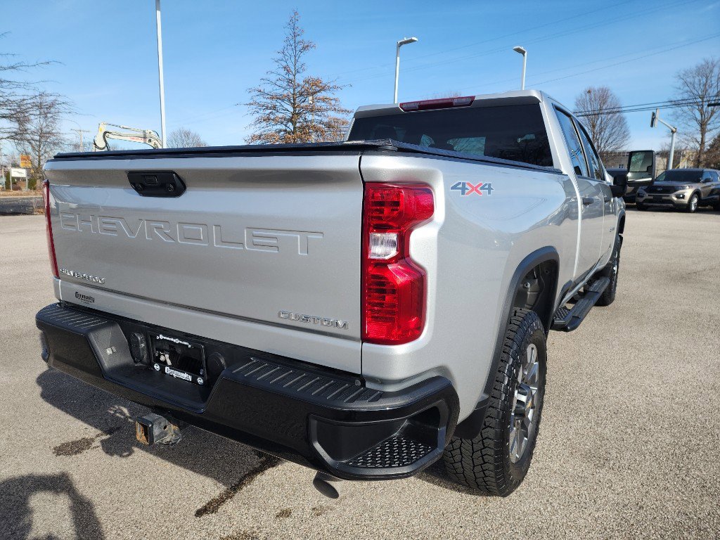 Used 2022 Chevrolet Silverado 2500 Custom w/ Custom Convenience Package image 10