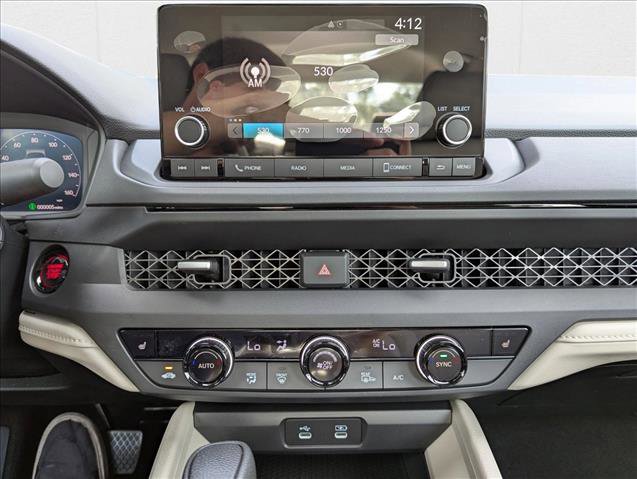 New 2025 Honda Accord SE image 12