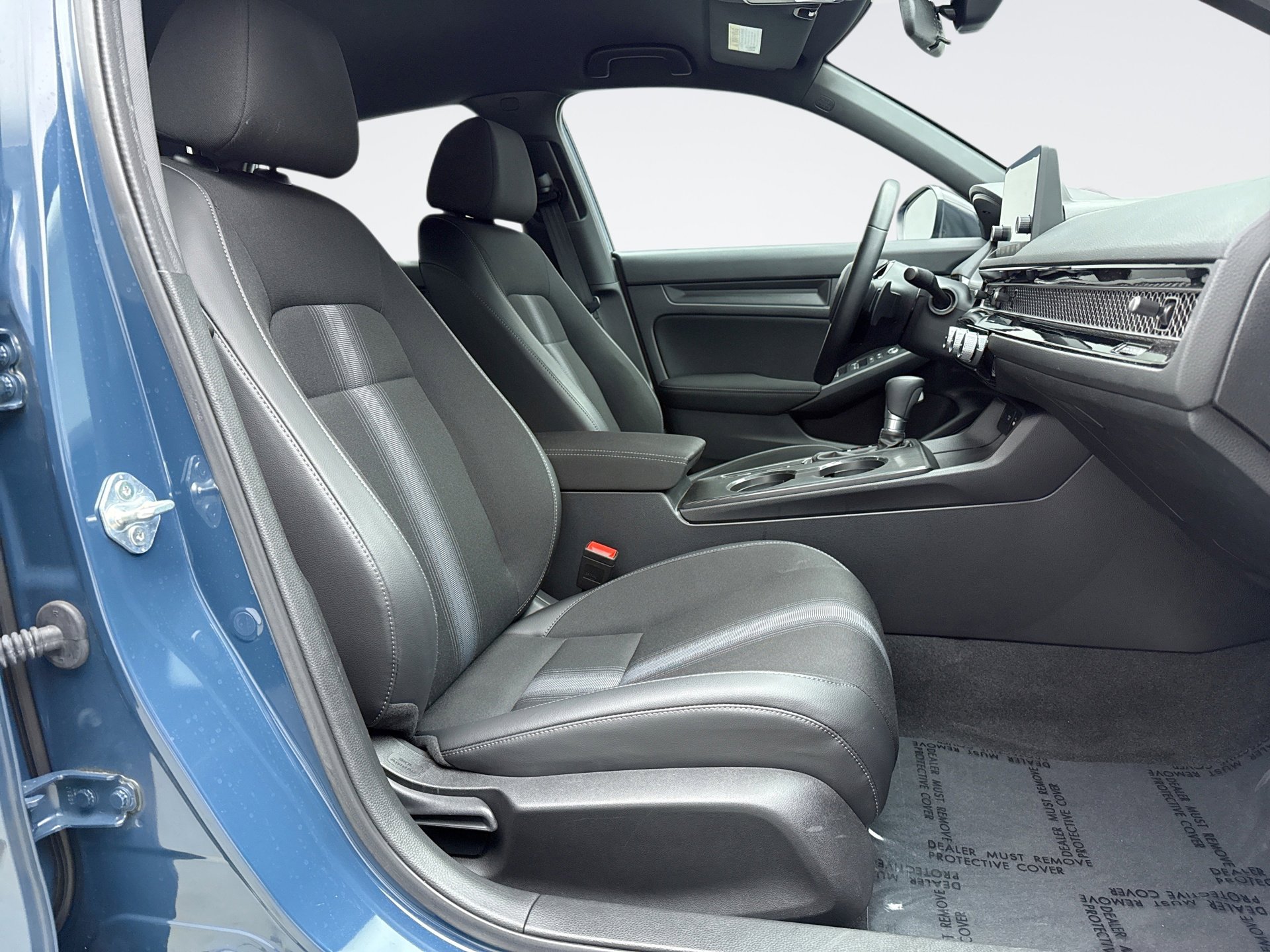 Used 2025 Honda Civic Sport image 16
