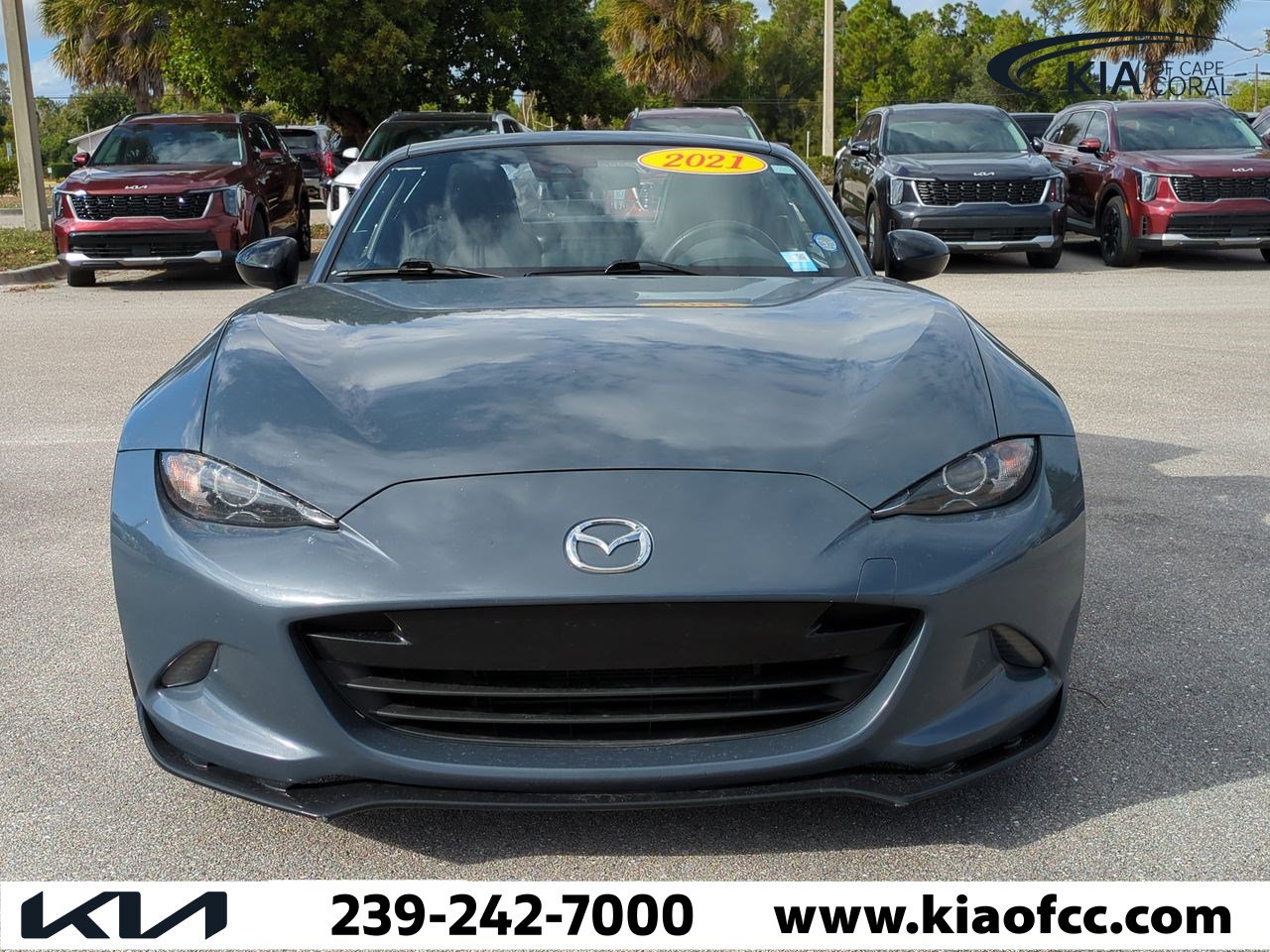 Used 2021 MAZDA MX-5 Miata RF Club image 3
