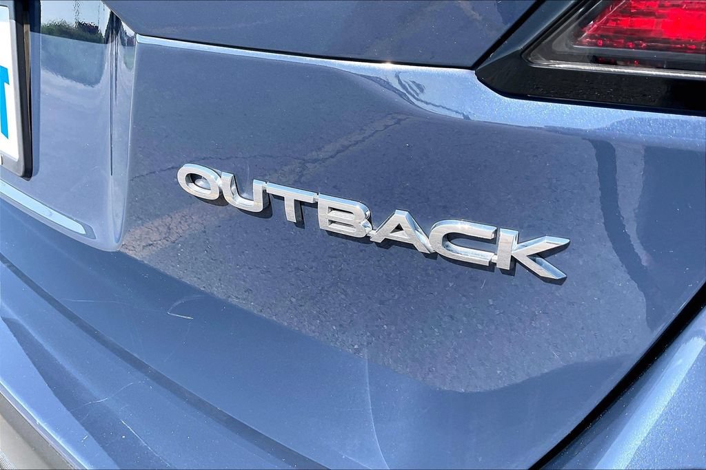 Used 2024 Subaru Outback Premium AWD/4WD image 27