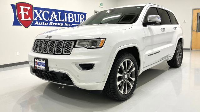 Used 2017 Jeep Grand Cherokee Overland w/ Jeep Active Safety Group image 8