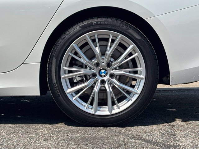 Certified 2024 BMW 330i xDrive Sedan w/ Premium Package AWD/4WD image 4