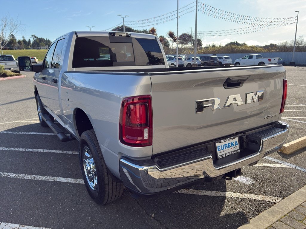 New 2026 RAM 3500 Tradesman AWD/4WD image 17