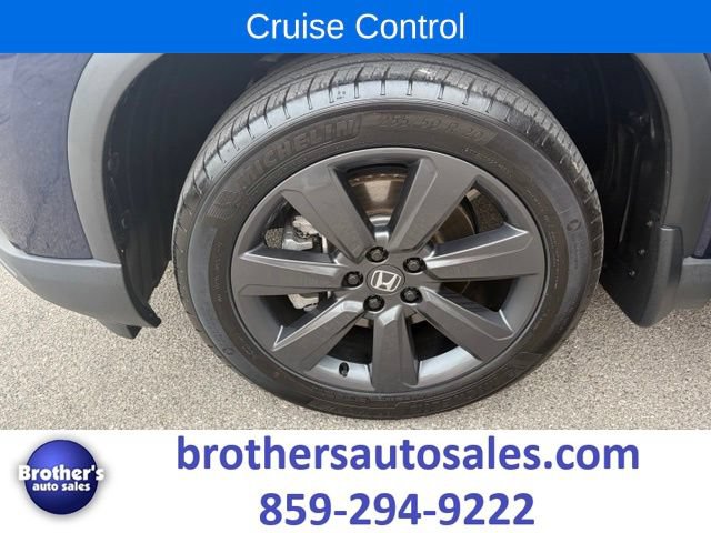 Used 2025 Honda Pilot Sport image 14