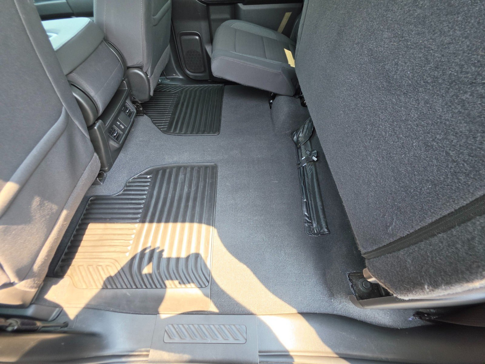 Used 2024 Chevrolet Silverado 1500 Custom w/ Rally Edition AWD/4WD image 25