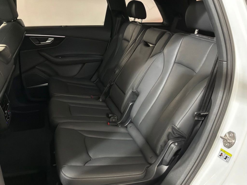 Used 2025 Audi Q7 3.0T Premium Plus image 20