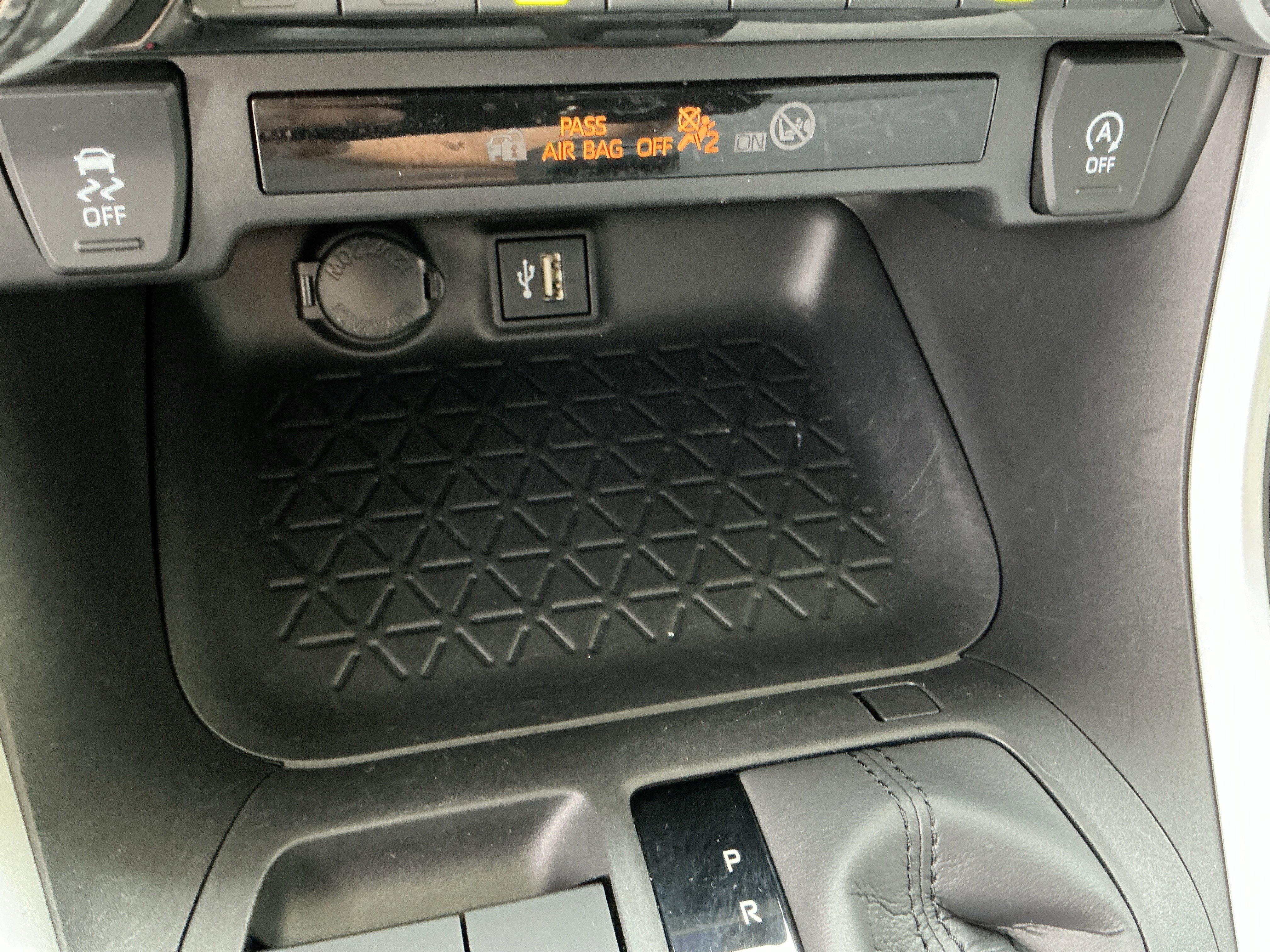 Certified 2023 Toyota RAV4 XLE image 31