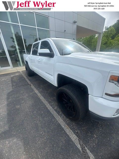 Used 2018 Chevrolet Silverado 1500 LT w/ All Star Edition AWD/4WD image 1