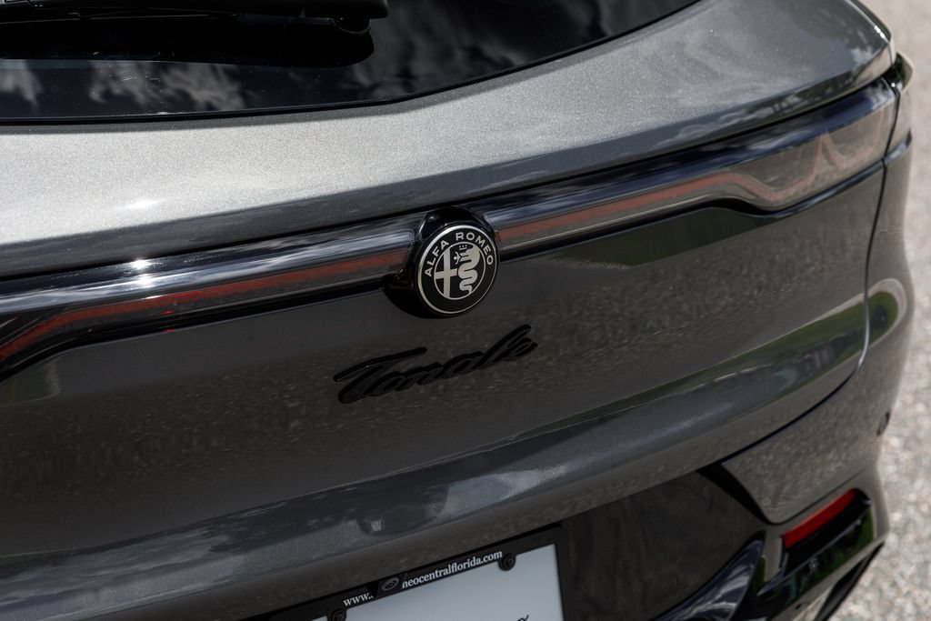 New 2026 Alfa Romeo Tonale w/ Active Assist Package AWD/4WD image 45