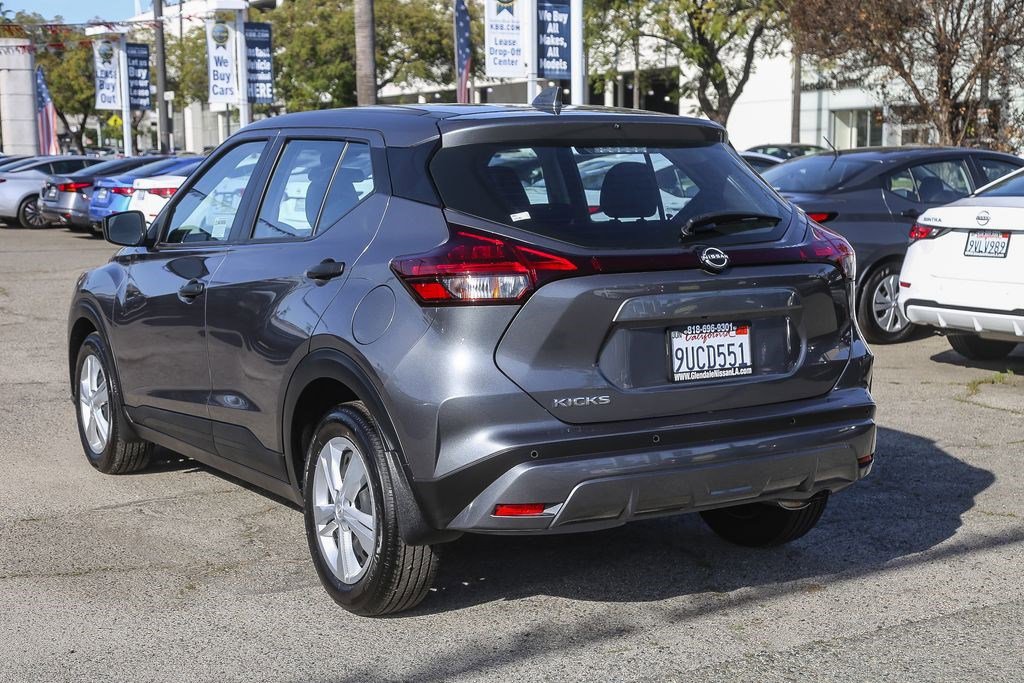 Certified 2025 Nissan Kicks Play S image 6