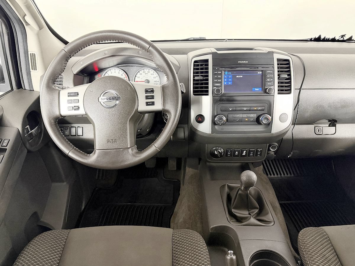 Used 2015 Nissan Xterra PRO-4X AWD/4WD image 53