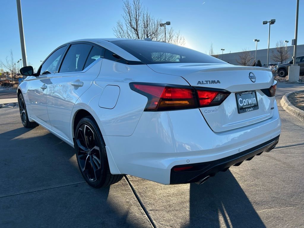 Used 2025 Nissan Altima 2.5 SR image 8