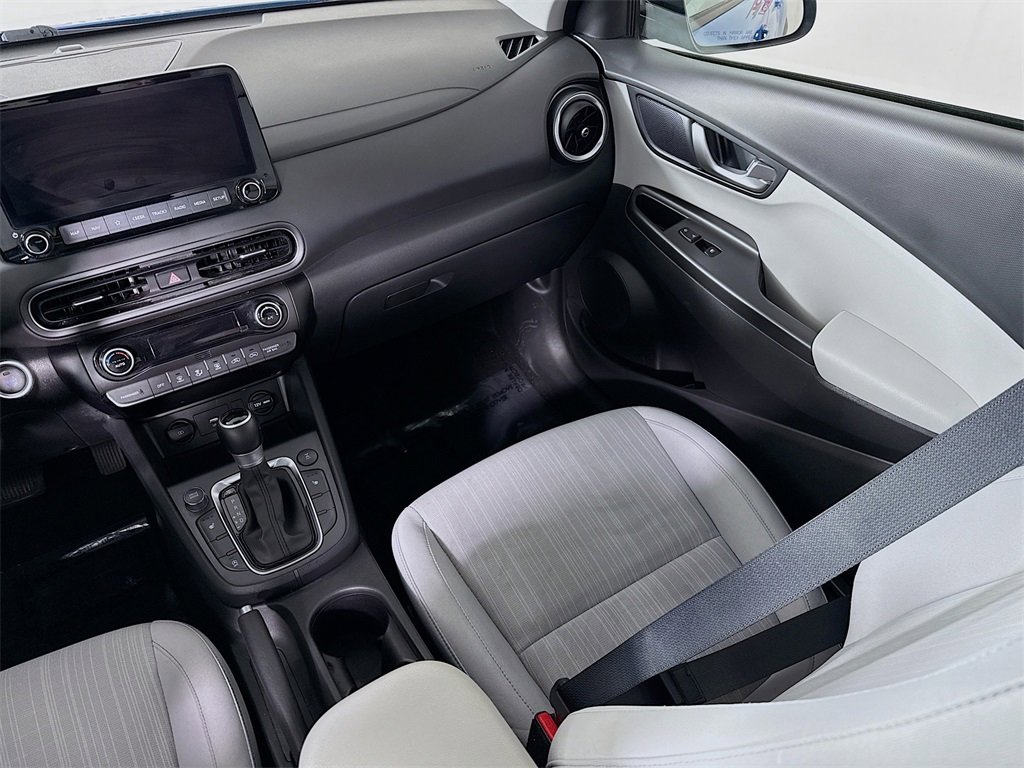 Certified 2023 Hyundai Kona SEL w/ Convenience Package image 27