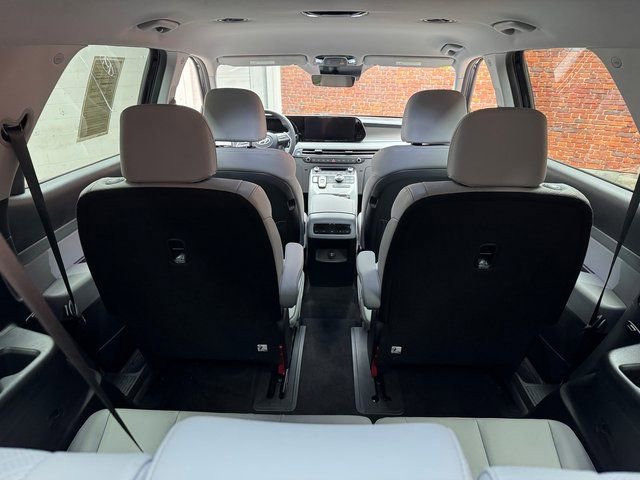 Used 2025 Hyundai Palisade SEL image 3