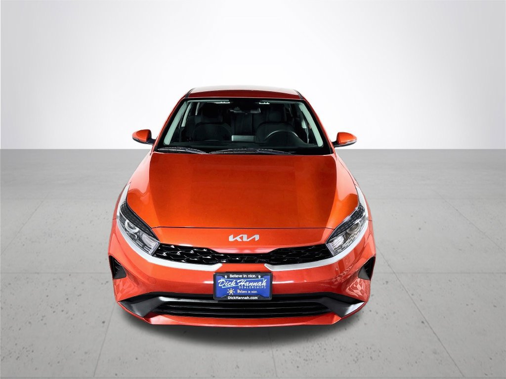 Used 2023 Kia Forte LXS w/ LXS Technology Package FWD image 3