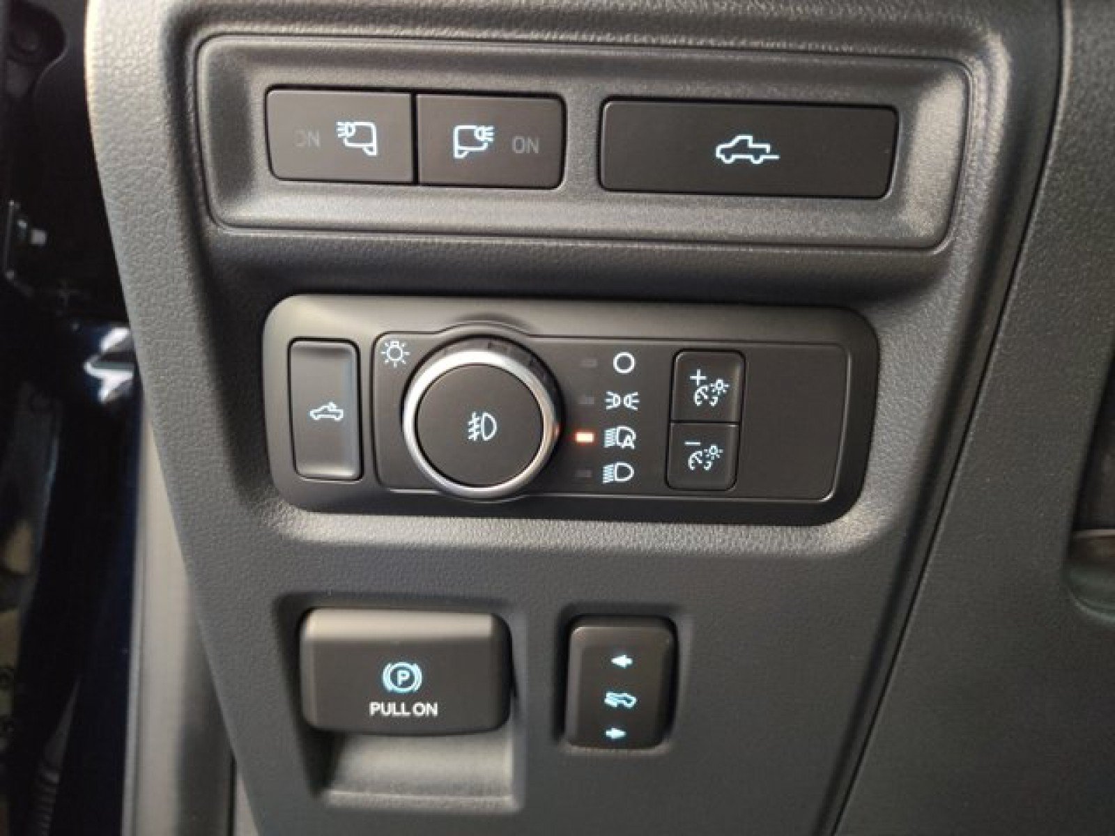Used 2022 Ford F150 Raptor w/ Raptor 37 Performance Package AWD/4WD image 31